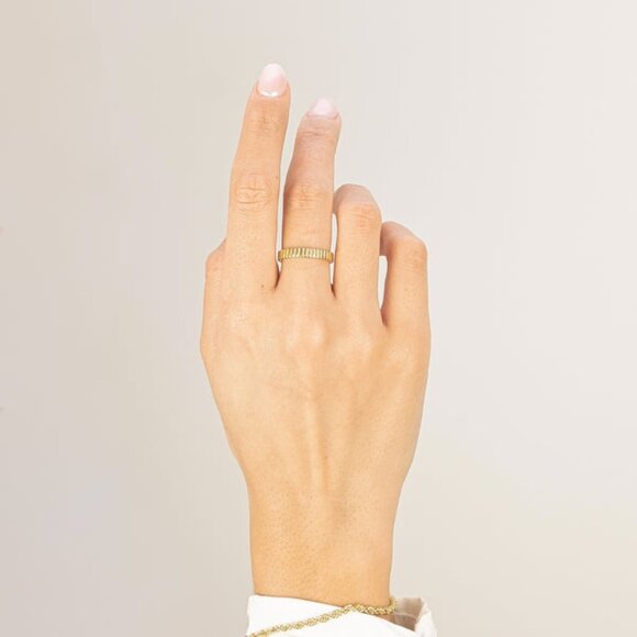 Waterproof Gold Jewelry Tarnish Free 18k Gold PVD- Meivim Ring Size 6 - Picture 3 of 11